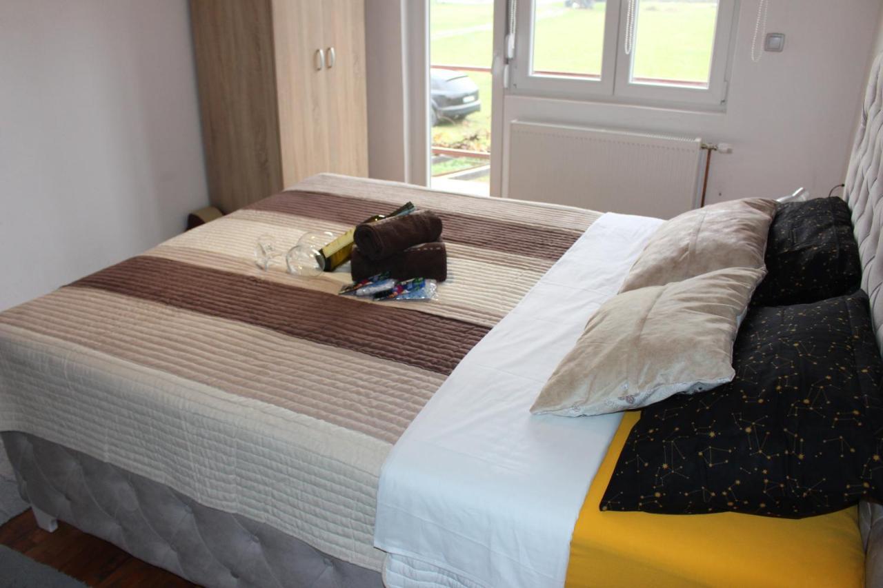 Apartmani Ramonda Теслич Екстер'єр фото