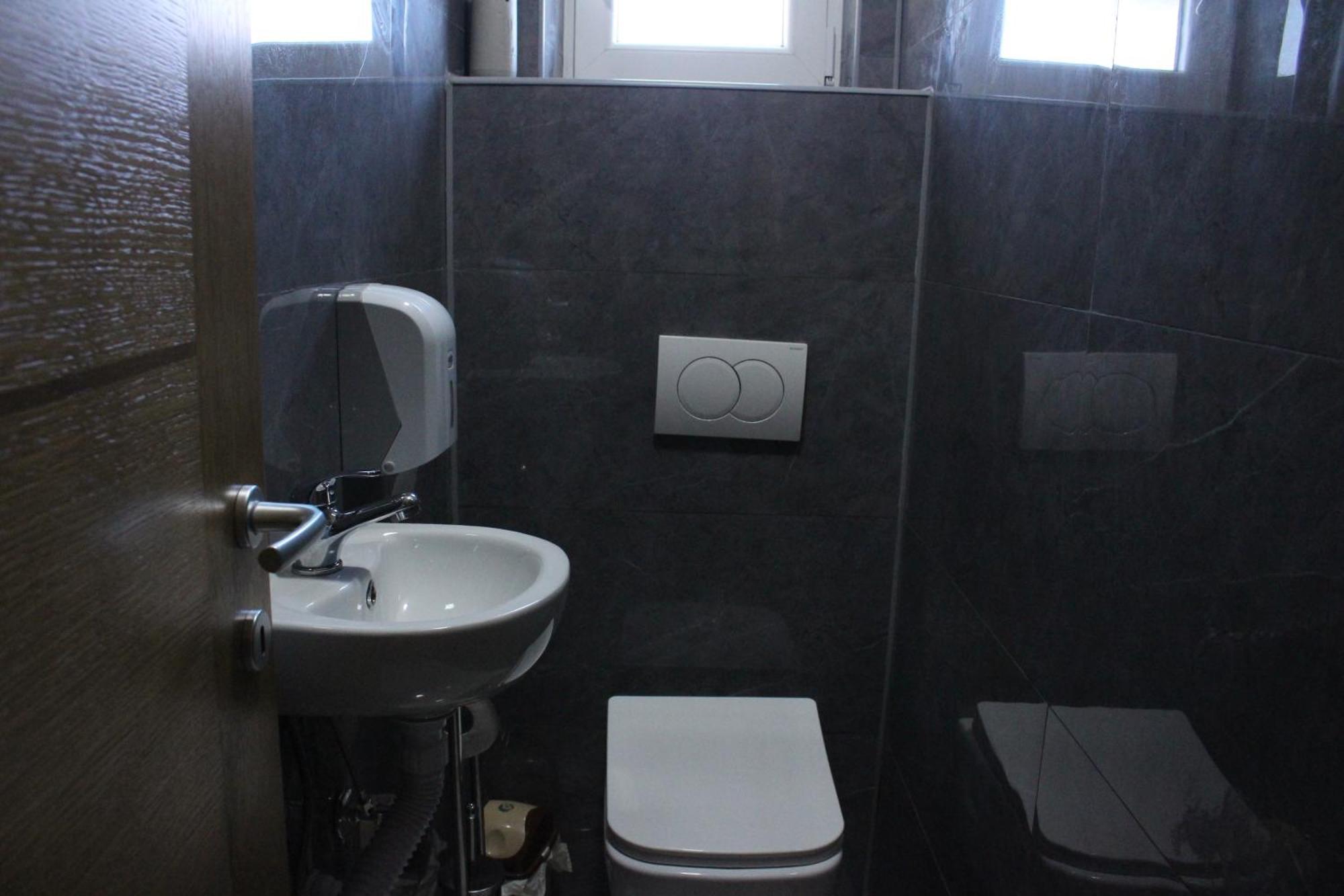 Apartmani Ramonda Теслич Екстер'єр фото