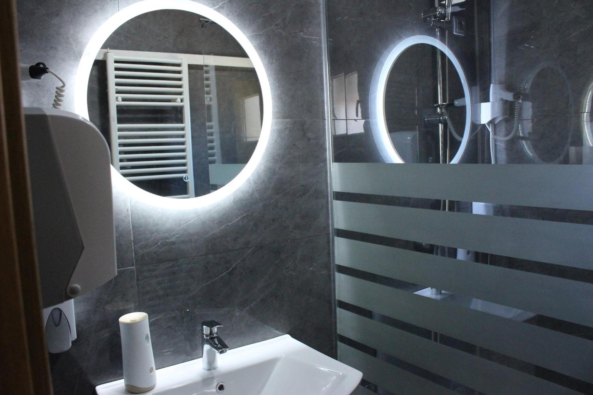 Apartmani Ramonda Теслич Екстер'єр фото